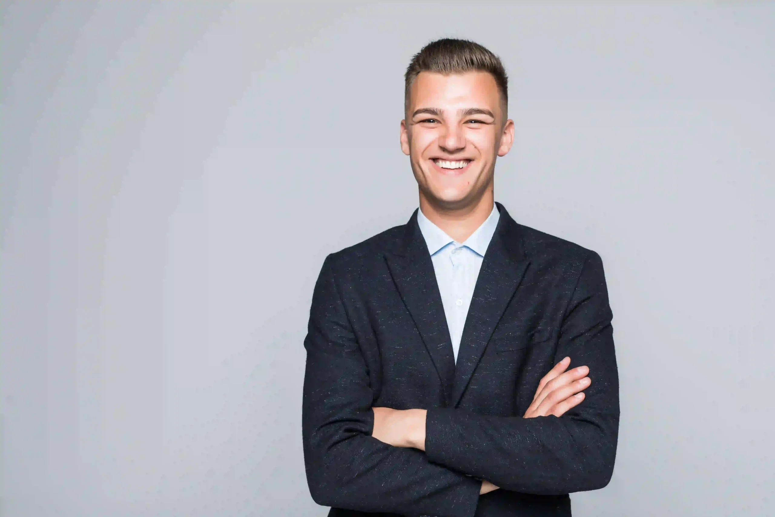 Oliver Grant — Director, B2B Manufacturing